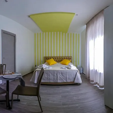 Le Origini Rooms&suite 4* 코센차