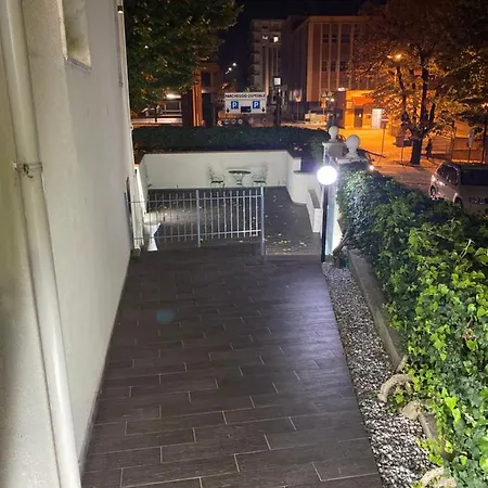 Le Origini Rooms&suite B&B 코센차