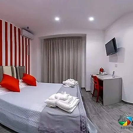 Le Origini Rooms&suite Козенца