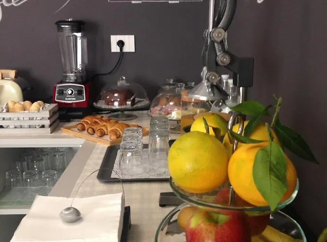 Le Origini Rooms&suite 住宿加早餐酒店 科森扎