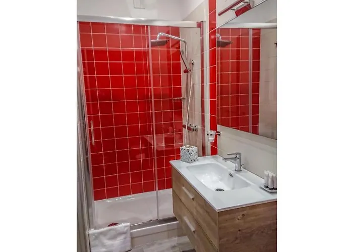 Le Origini Rooms&suite לינה וארוחת בוקר 4*