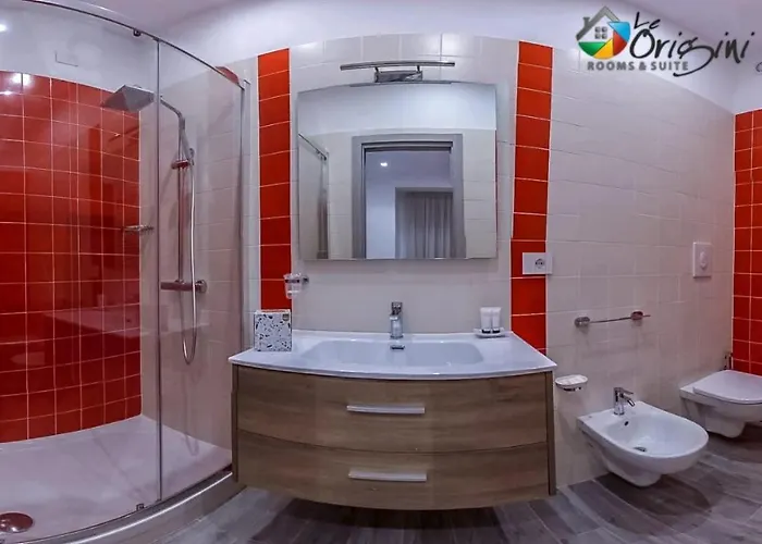 Le Origini Rooms&suite לינה וארוחת בוקר 4*