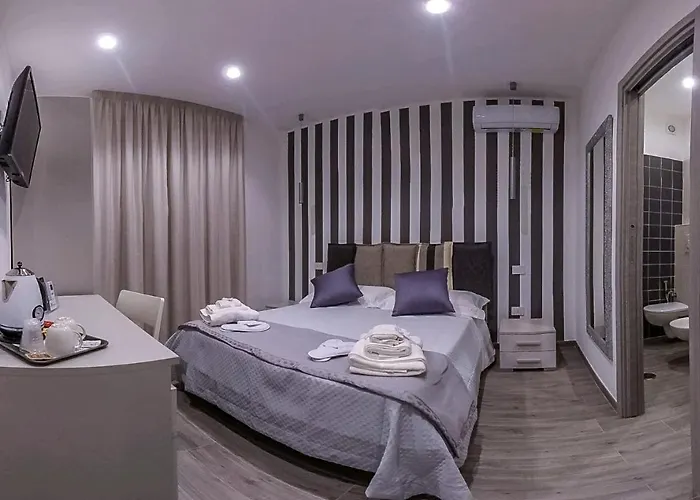 לינה וארוחת בוקר Le Origini Rooms&suite 4*