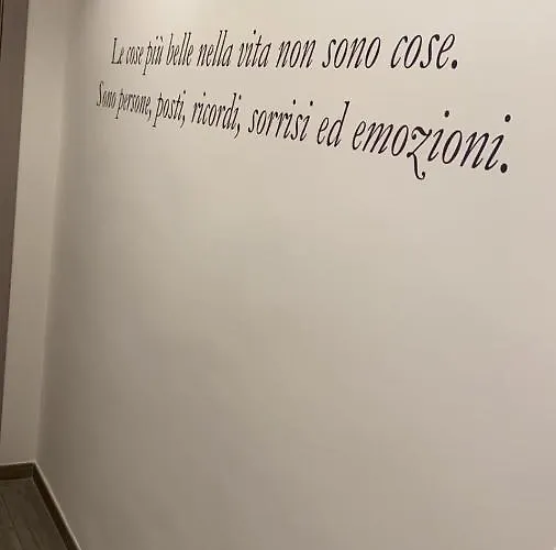 Le Origini Rooms&suite לינה וארוחת בוקר 4*